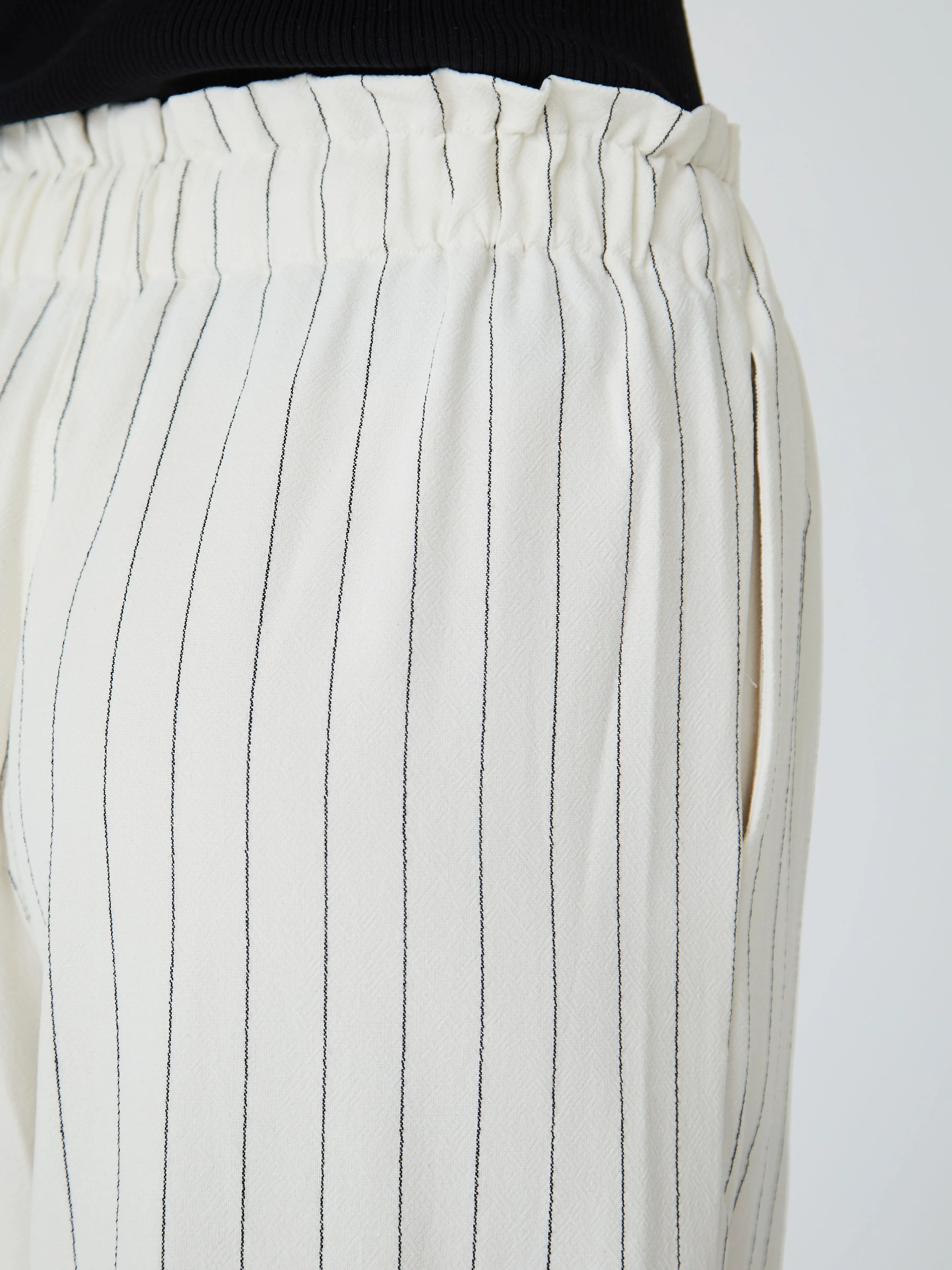 A-VIEW - Lerke Stripe Pants - 005 Off White