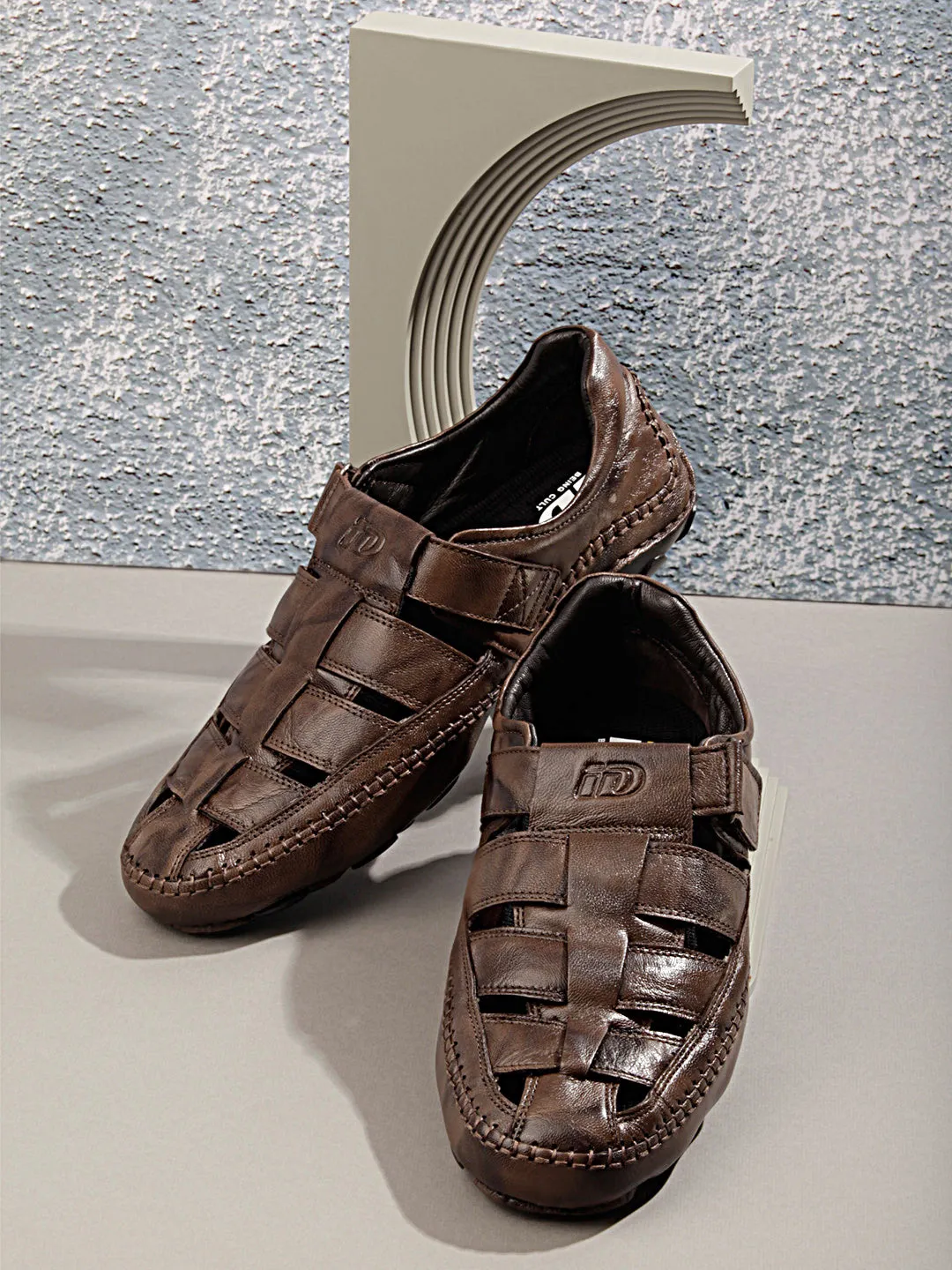 Men Brown Sandal / Slipper (ID4218)